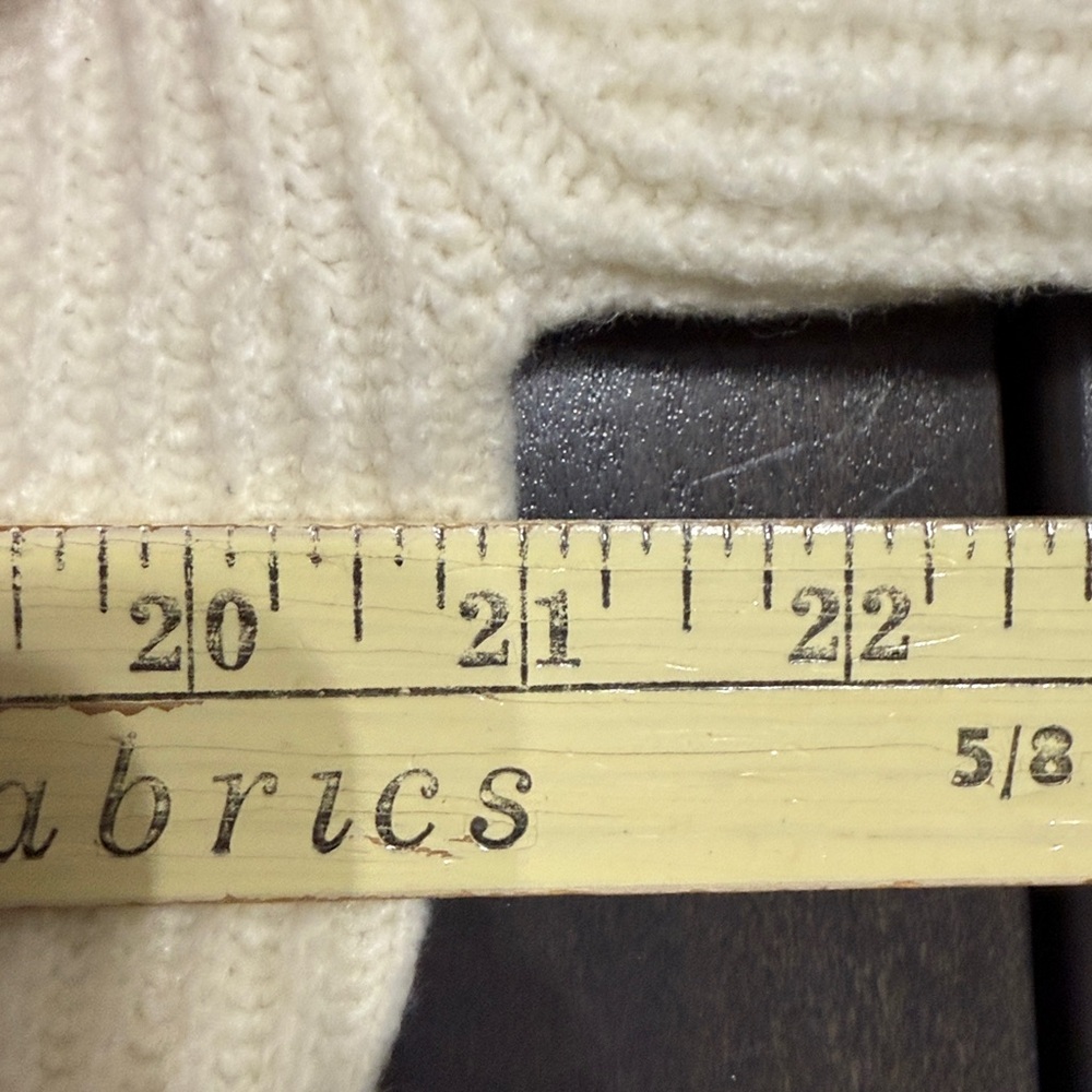 Talbots Jewel Button Henley Pullover Sweater Cream‎ Ribbed Wool Blend petite M - Picture 7 of 8